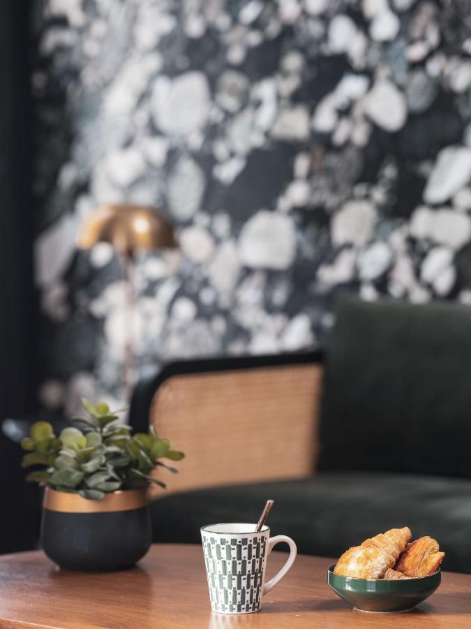 Appartements Crebillon - Maisons Du Monde Hotel & Suites Нант Екстериор снимка